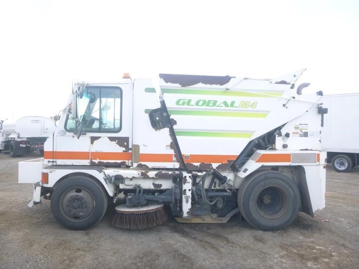 2013-global-m4-sweeper-image-6