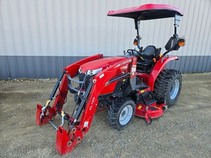 massey-ferguson-1735m-image-1