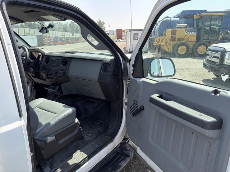 2015-ford-f250-sd-image-12