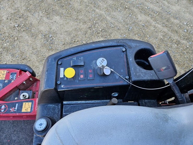 2018-toro-groundsmaster3280d-image-21