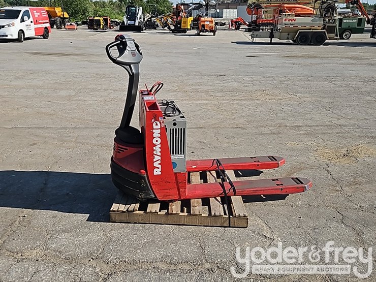 2014-raymond-102tf45l-image-5