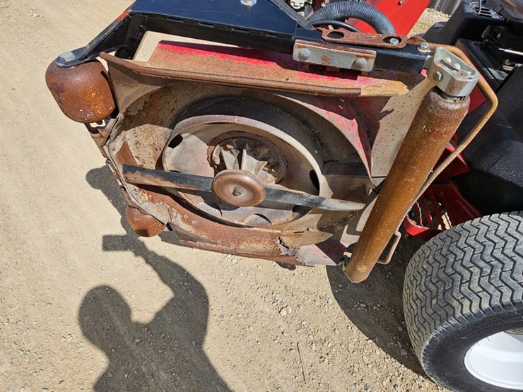 toro-groundsmaster-4500d-image-32