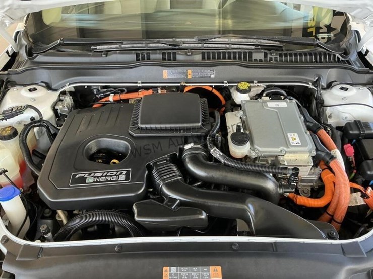 2018-ford-fusion-energi-sdn-image-10