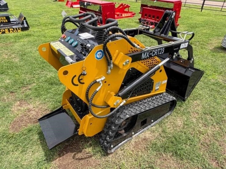 agt-mx-crt23-mini-track-loader-image-2