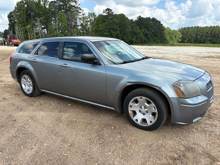 2007-dodge-magnum-4-door-wagon-(119,840-miles)-image-4