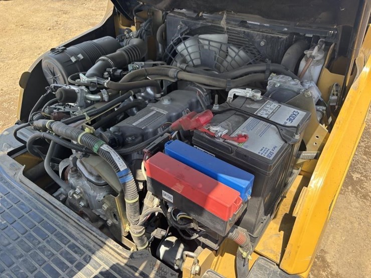 2020-caterpillar-2c6000-image-28