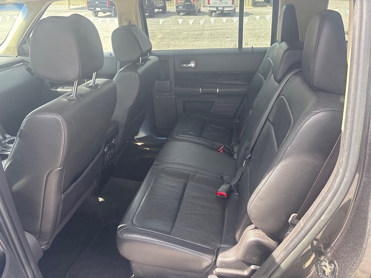 2015-ford-flex-image-10