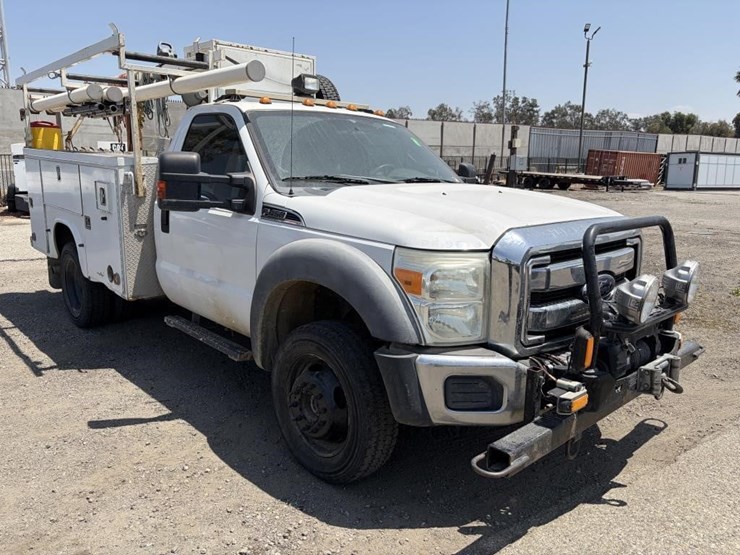 2012-ford-f450-image-2