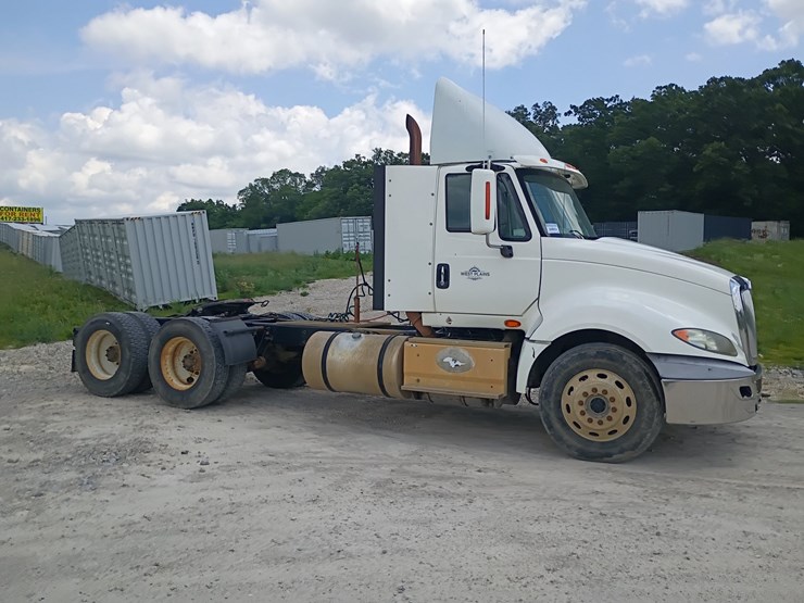 2016-international-prostar-image-12