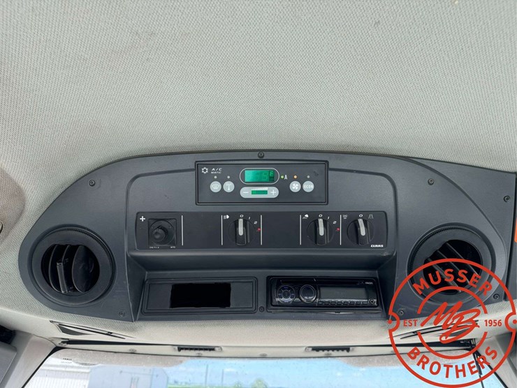 2014-claas-jaguar-970-image-120