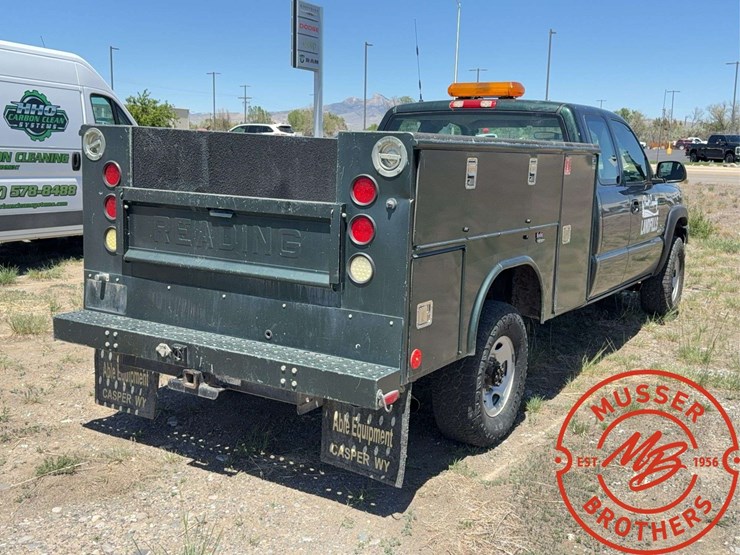 2005-chevrolet-silverado-3500-ls-image-5