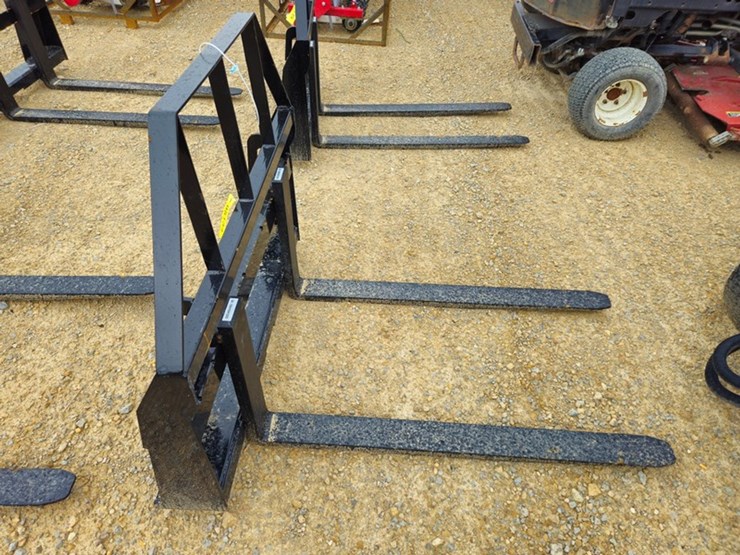 #5134-•-2026-mower-king-sa-48"-pallet-fork-image-6