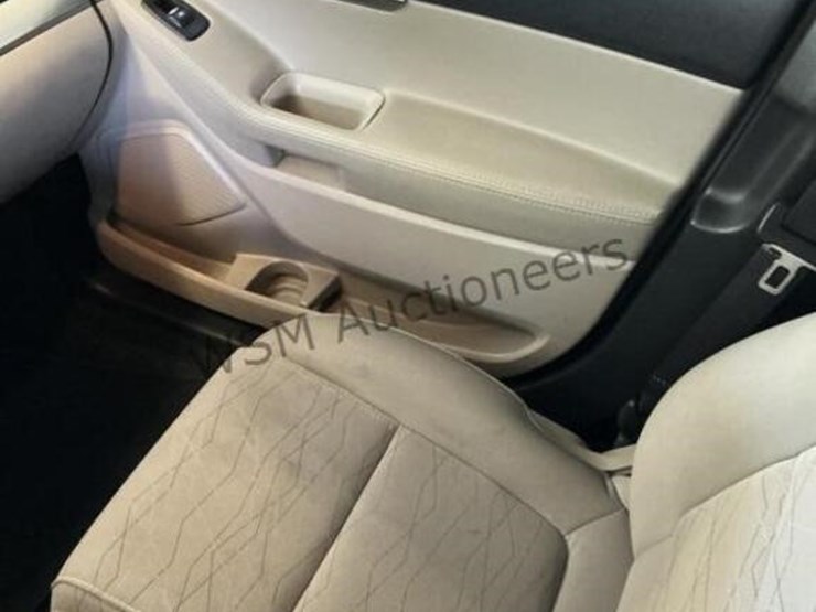 2013-ford-explorer-image-20