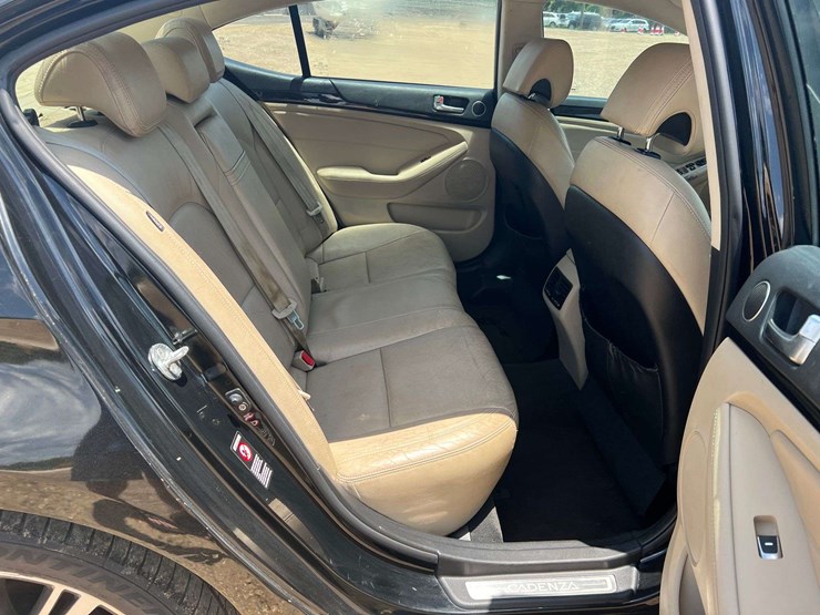 2014-kia-cadenza-4-door-sedan-(155,518-miles)-image-16