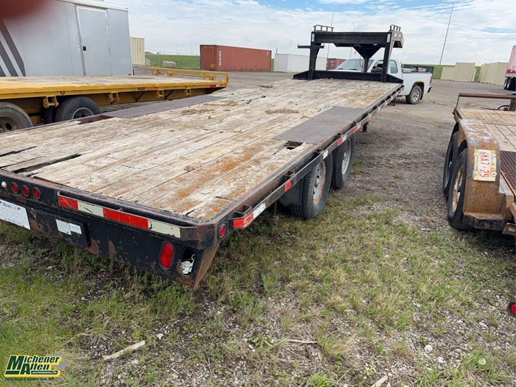 2002-precision-flat-deck-s/a-24'-5th-wheel-equipment-trailer-image-3