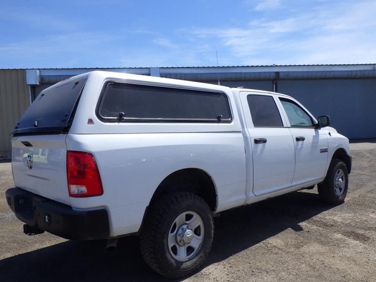2017-dodge-2500-image-3