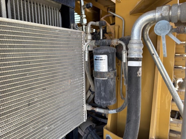 2015-caterpillar-308e2-cr-image-54