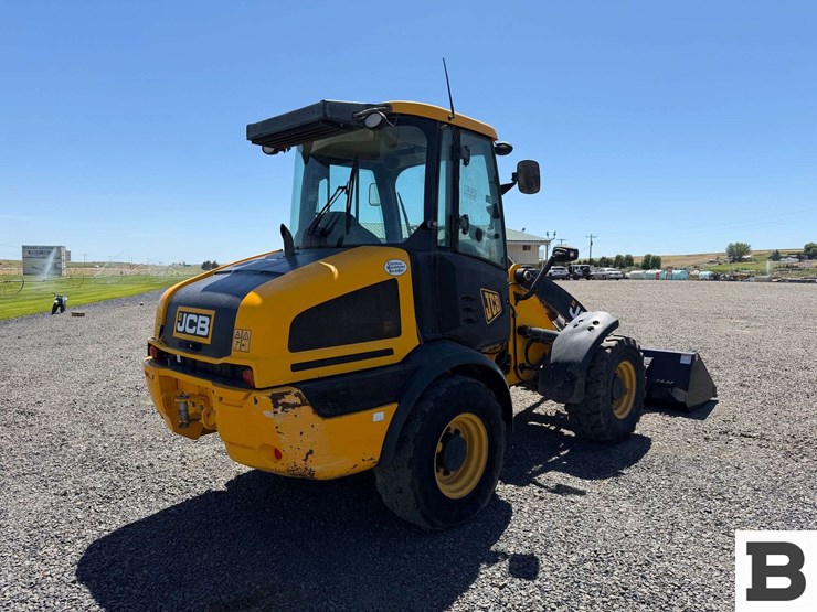 2018-jcb-409-image-4