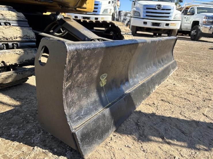 2018-caterpillar-303.5e2-cr-image-10