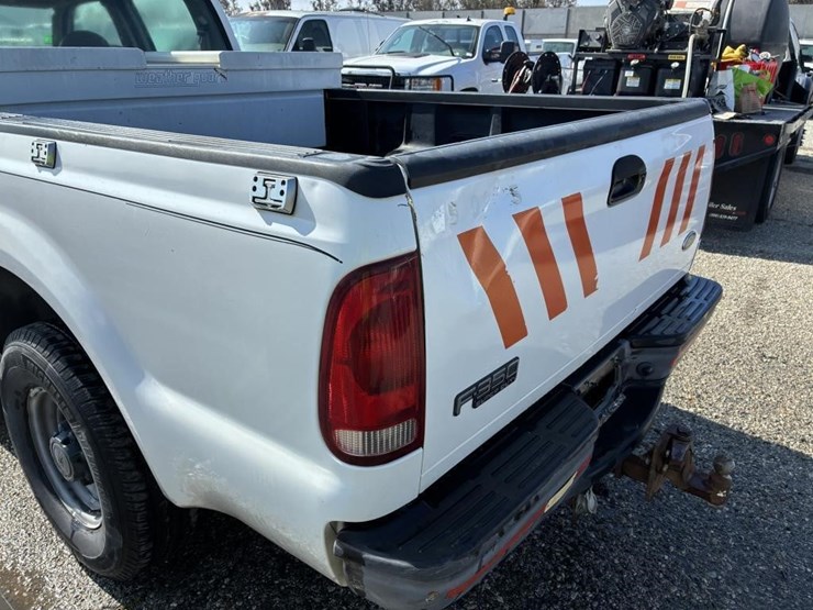 2004-ford-f350-sd-image-5