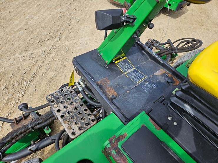 john-deere-3225b-image-20