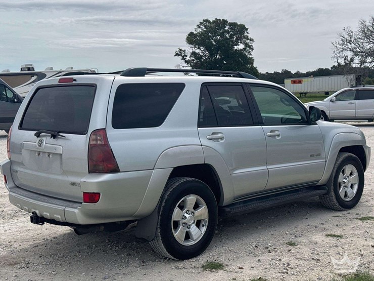 2005-toyota-4-runner-image-3