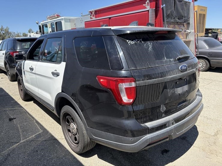 2019-ford-explorer-police-interceptor-image-4