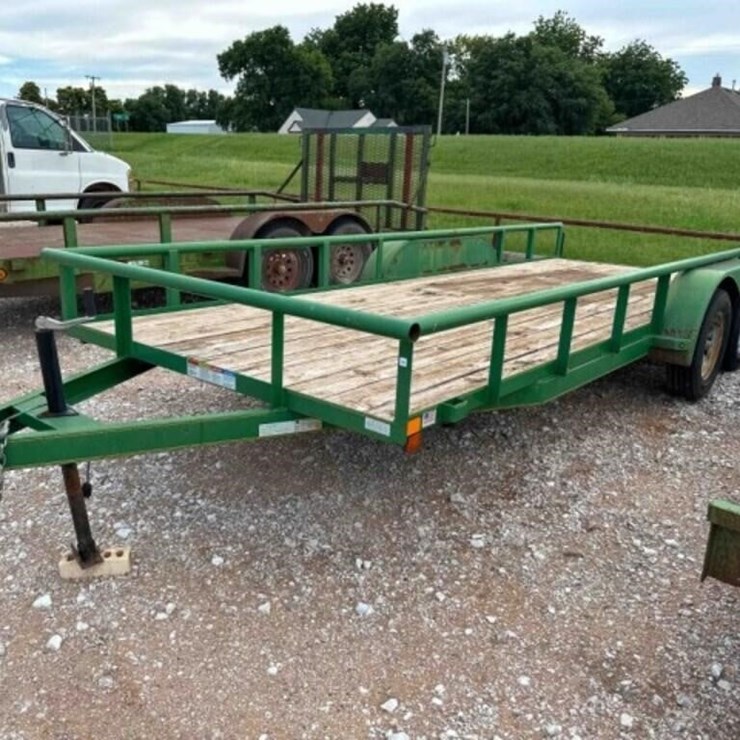 18' WOOD EQUIPMENT TRAILER