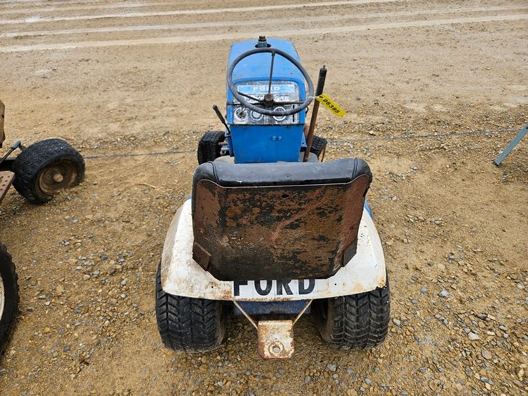 ford-tractor-image-4