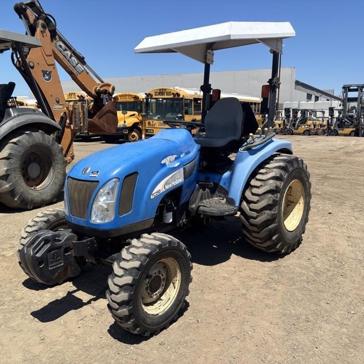NEW HOLLAND TC29DA