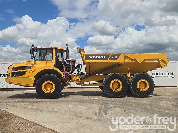 2022-volvo-a25g-image-2