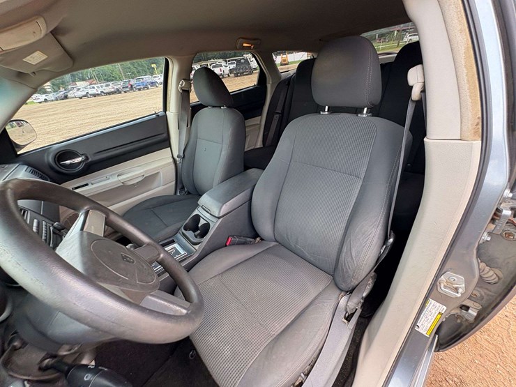 2007-dodge-magnum-4-door-wagon-(119,840-miles)-image-15