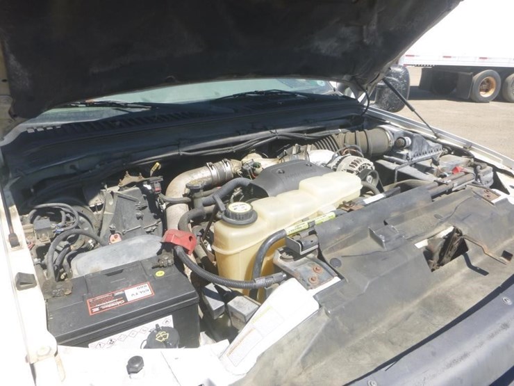 2001-ford-f450-image-14
