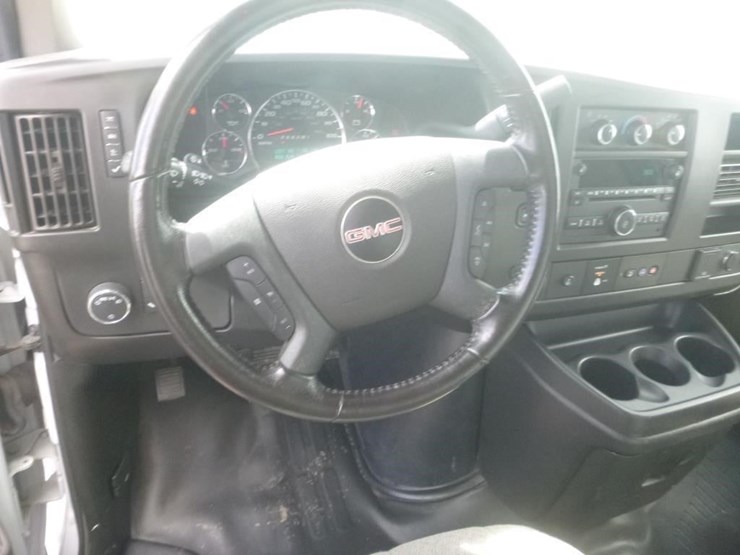 2021-gmc-3500-image-13
