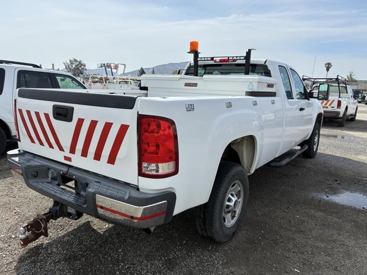 2012-gmc-2500hd-image-3