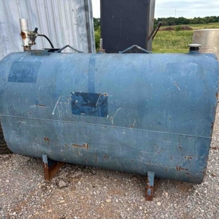 FUEL TANK ON STAND, 6' X 27" X 44"
