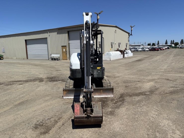 2022-bobcat-e35-image-6