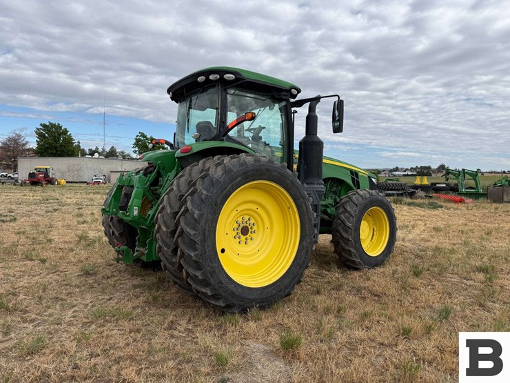 2018-john-deere-8270r-image-6