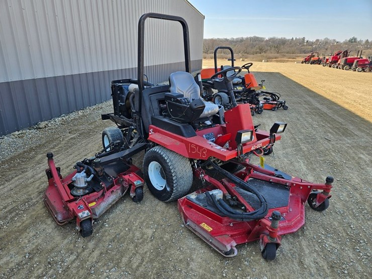 #5030-•-toro-ground-master-4000d-4x4-wide-area-mower-image-7