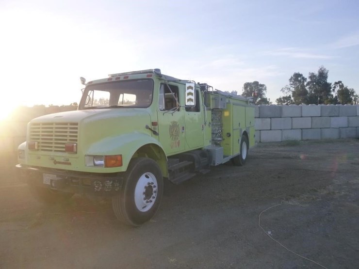 1990-international-4900-image-2