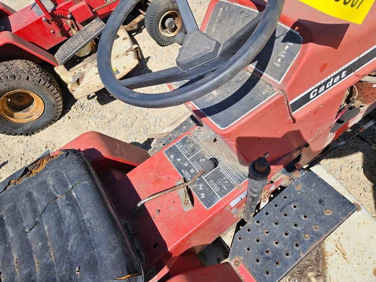 cub-cadet-182-image-11