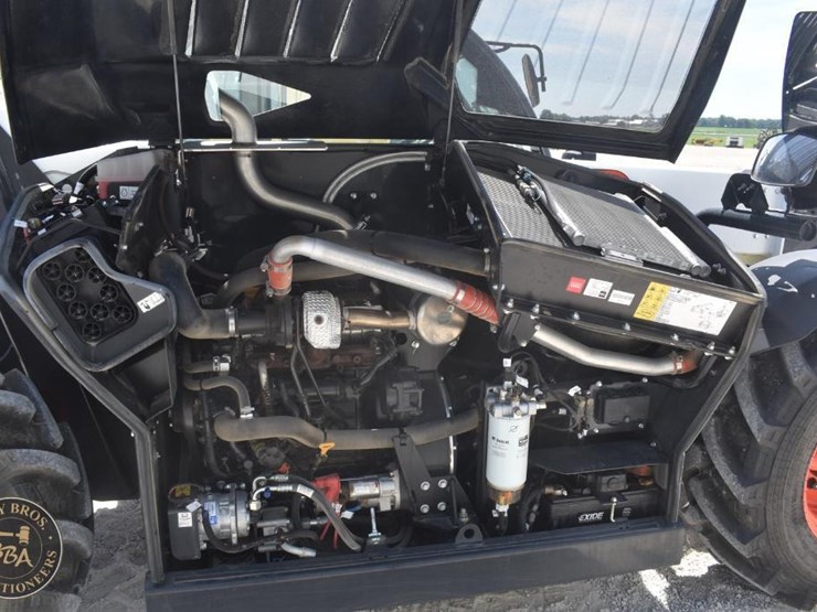 2024-bobcat-tl619-image-16