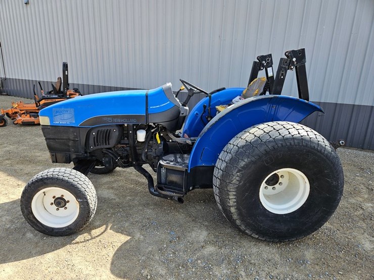 new-holland-tn65-image-2
