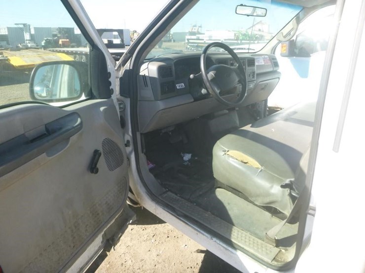 2001-ford-f250-image-8