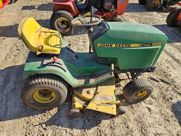 john-deere-185-image-6