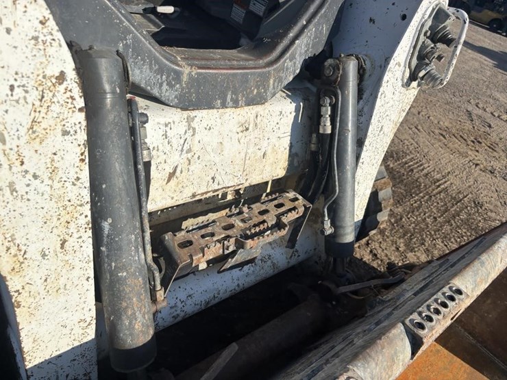 2018-bobcat-t770-image-14