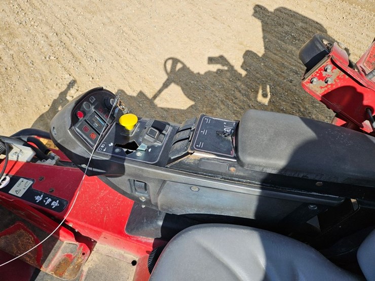 #5034-•-toro-ground-master-4000d-4x4-wide-area-mower-image-30