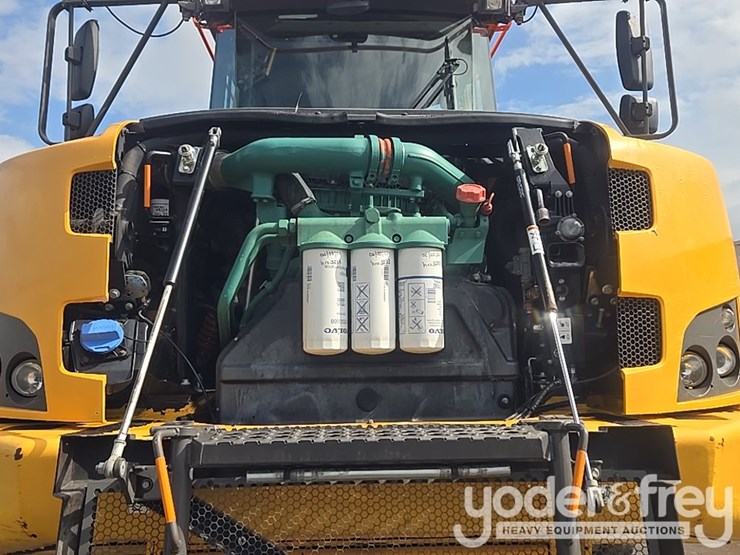 2023-volvo-a25g-image-33