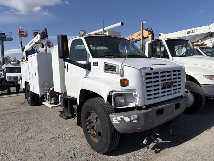 2009-auto-crane-8406h-image-2