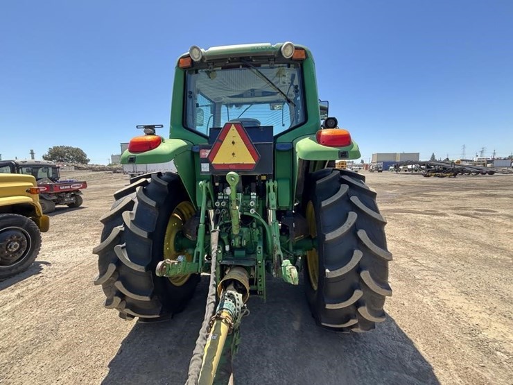 john-deere-6230-image-8